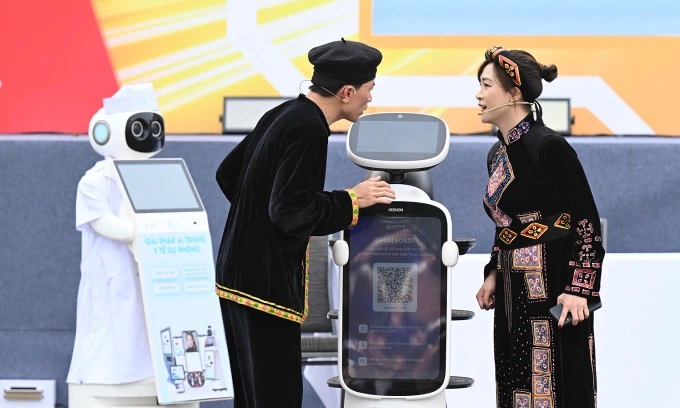 Đề xuất hỗ trợ đến 100% phí thuê giải pháp công nghệ số cho hộ kinh doanh